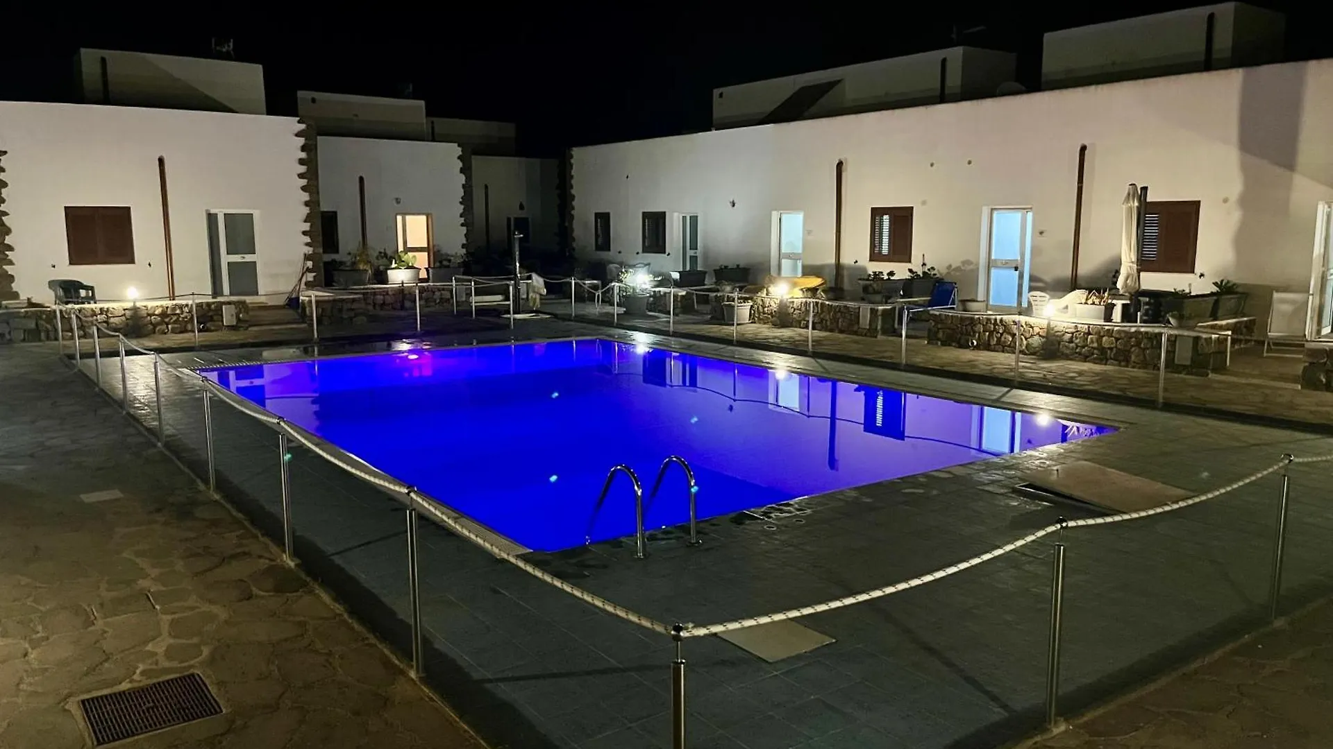 Licinio'S Apartments Pantelleria Italien