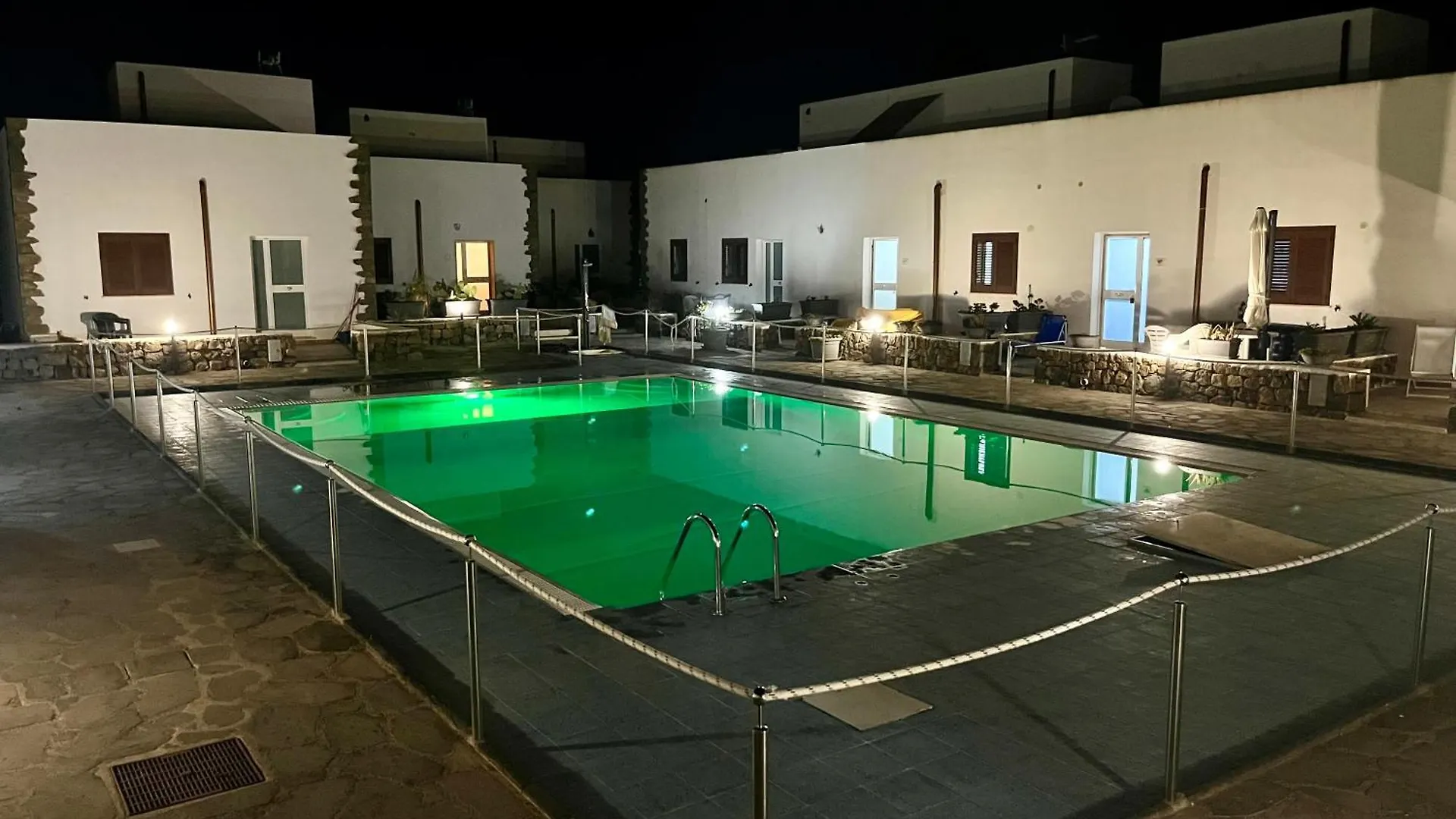 Semesterbostad Licinio'S Apartments Pantelleria Italien