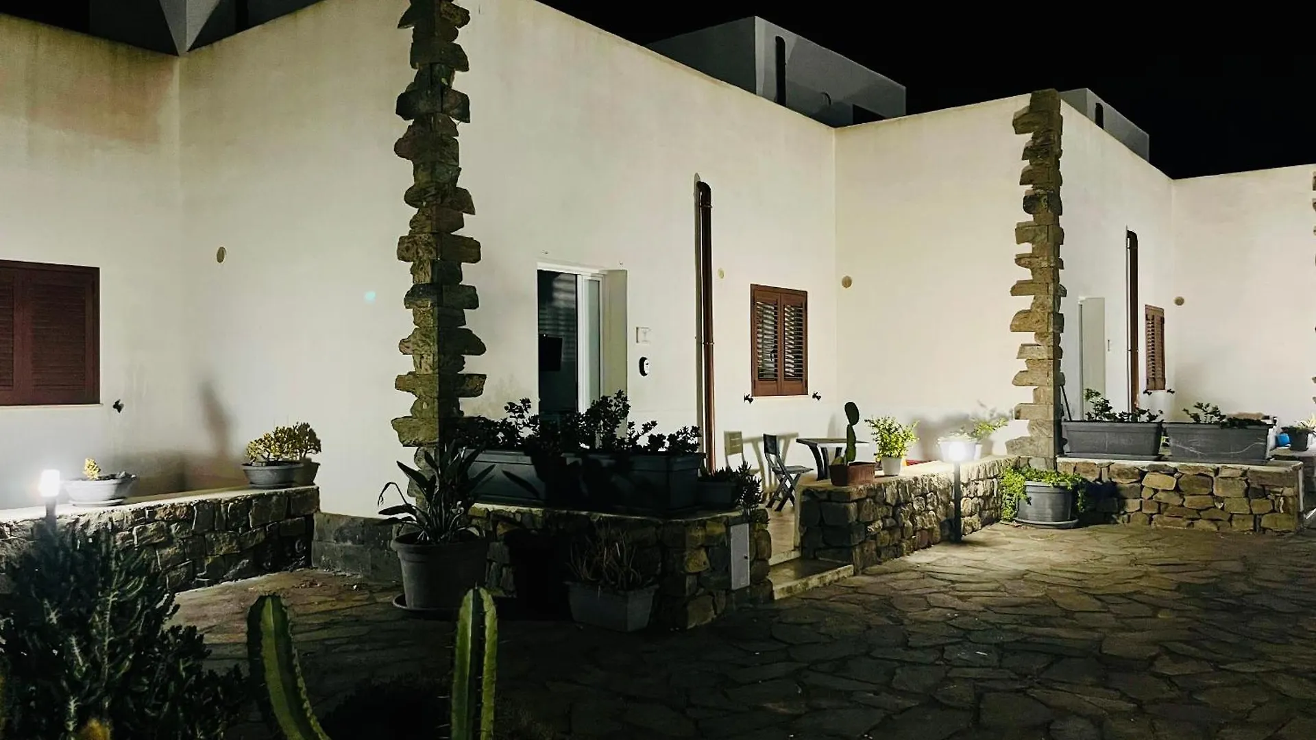 Licinio'S Apartments Pantelleria